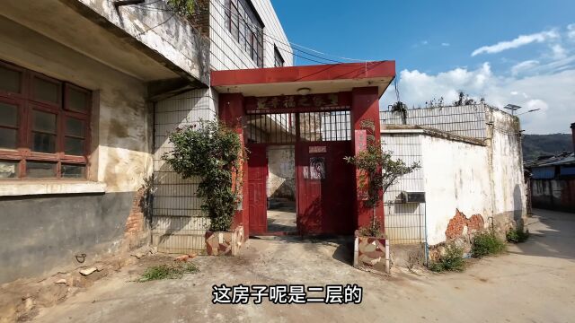 云南曲靖,闲置多年农家小院,距市区6公里,二层小楼5000一年