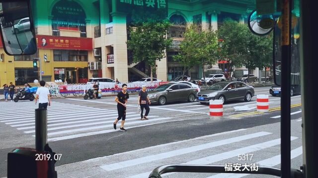 看天津风貌,听城市声音——从热闹的城厢东路辗转到南门外大街