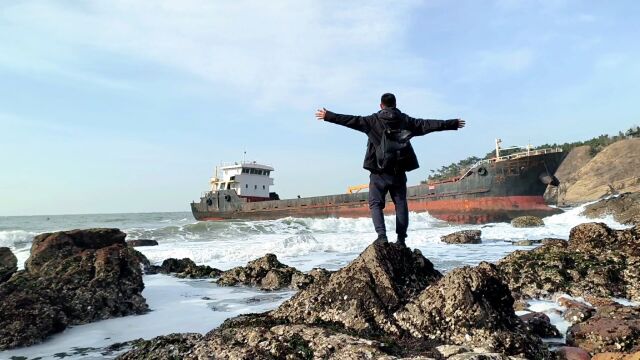 旅顺网红打卡地,浑水湾搁浅巨轮