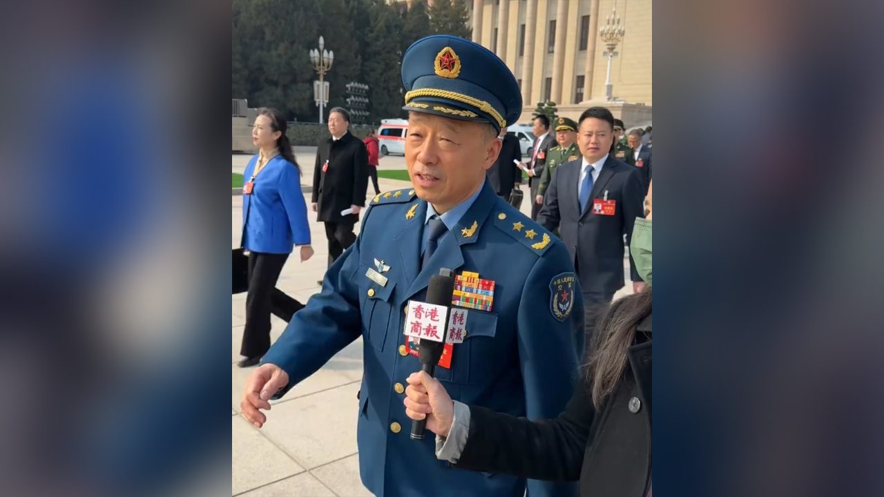 空军副司令:快了!你们等着吧