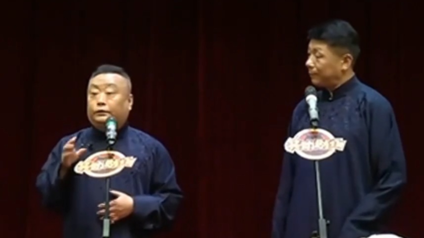 李松涛粤语歌也擅长,现场展示唱功,赢得全场好评