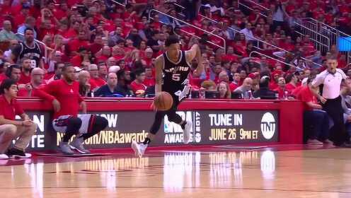 《TOP时刻》12日NBA最佳抢断 哈登漫不经心穆雷断球送妙传