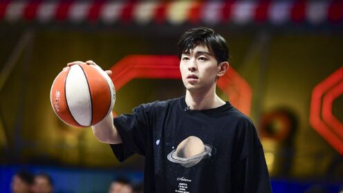 我要打篮球【互动剧】邓伦秀球技俘获少女心_综艺_高清1080p在线观看