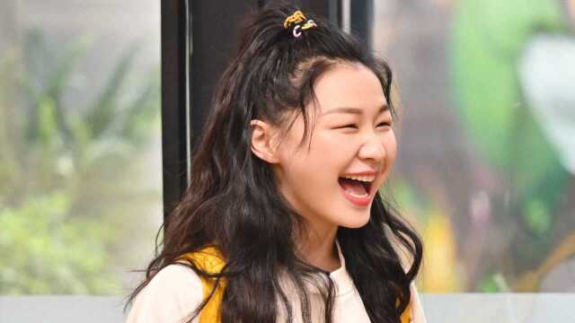 爆笑→金靖登场:这里包吃住吗?