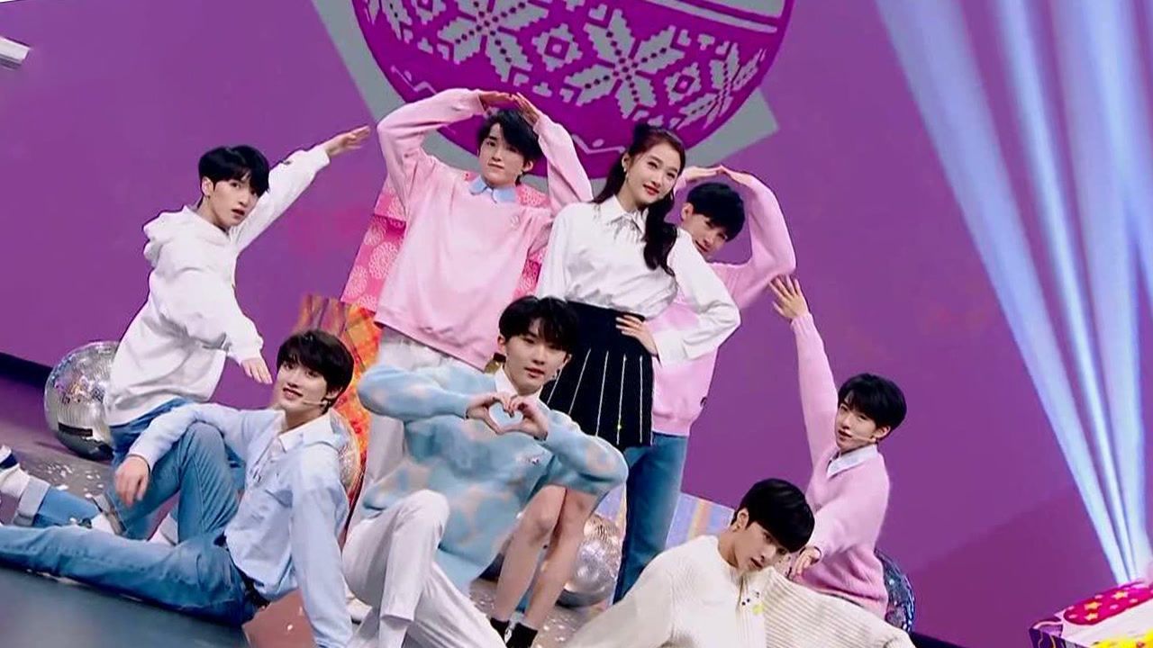 时代少年团关晓彤演唱姐姐真漂亮