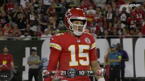 NFL赛事_22/23赛季NFL常规赛第四周:酋长41-31海盗_【达阵】简单有效的战术!酋长端区前两连拱诺阿撞进端区达阵扩大分差_高清 ...