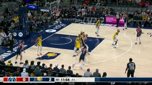 《NBA全场集锦》三分火焰在燃烧 希尔德反击急停三分一杆进洞