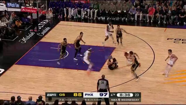 NBA常规赛：勇士vs太阳第4节英文原声回放