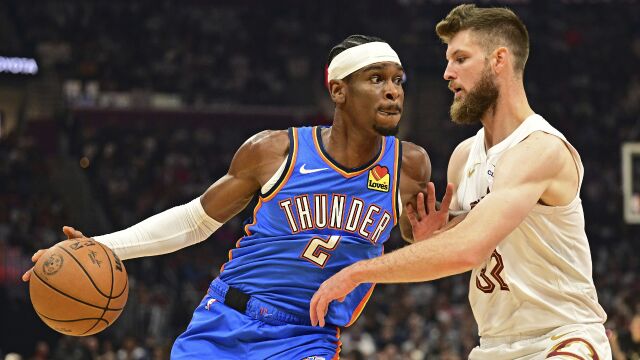 雷霆108-105骑士 米切尔空砍43分雷霆末节翻盘战胜骑士