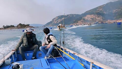 陈赫陈哲远上演渔船版速度与激情！太酷了