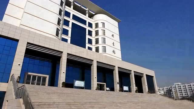 兰州文理学院手指上的图书馆