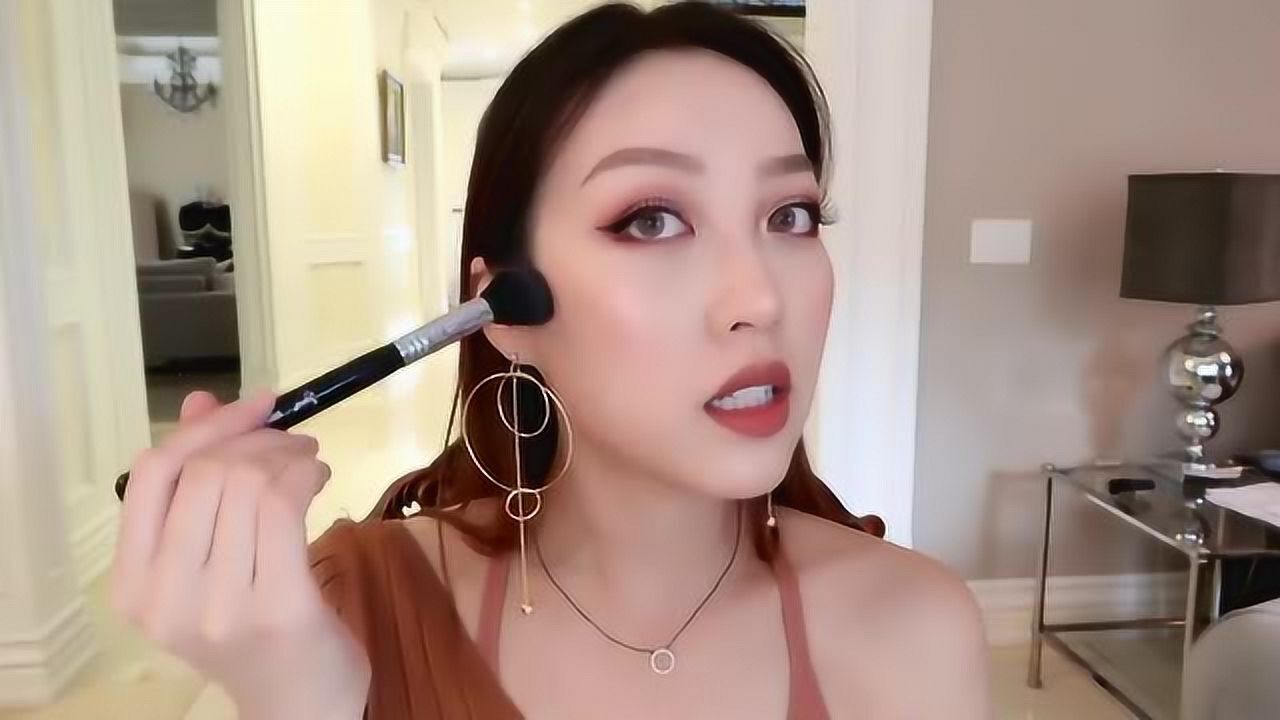 美妆 修图 调色一步到位!卡琳娜和揉西karina07:39便宜也有好货!