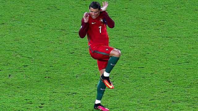 跳水大师c罗精彩瞬间,演技直逼奥斯卡