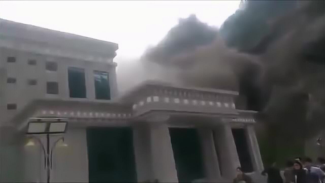 摄像头记录真实地震画面_腾讯视频