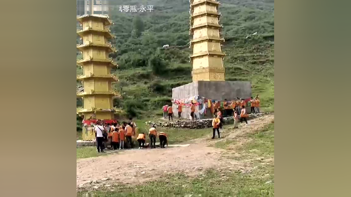 永兴寺五台山朝拜团之 虚云老和尚舍利塔
