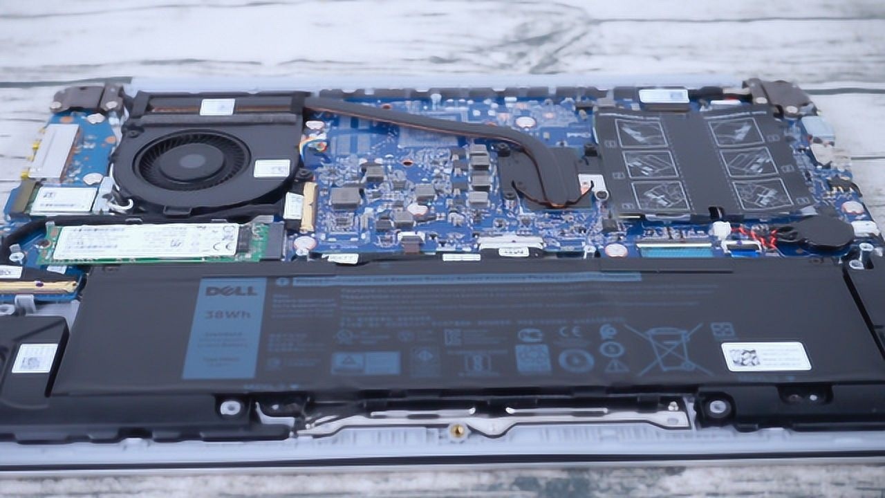 xps销魂的背影戴尔新灵越系列5370拆机