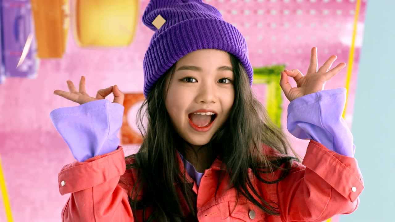 韩国史上最小出道艺人 9岁罗夏恩《sospecial》mv