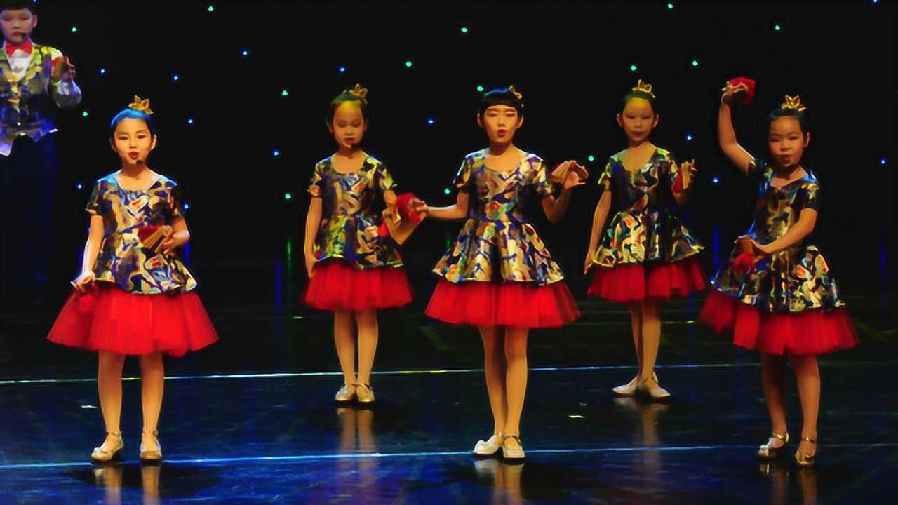 山东烟台:群口快板《祖国颂》