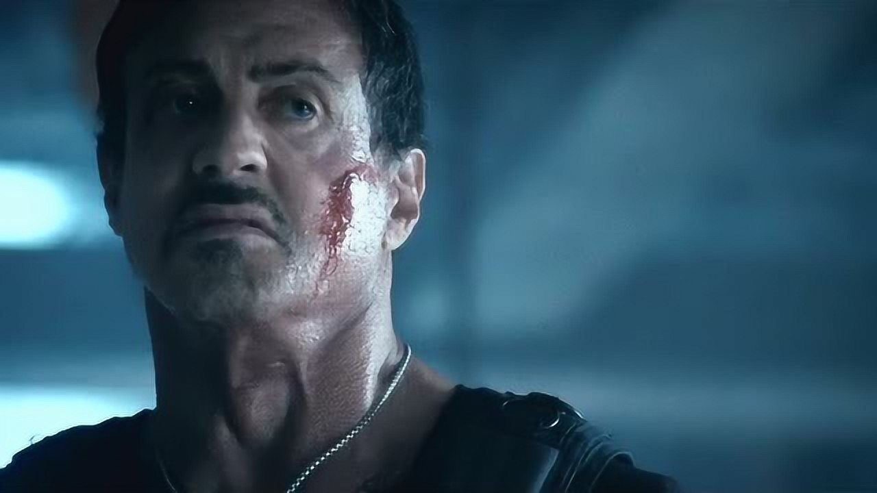 《敢死队2》尚格云顿vs史泰龙,两强之战真是经典!