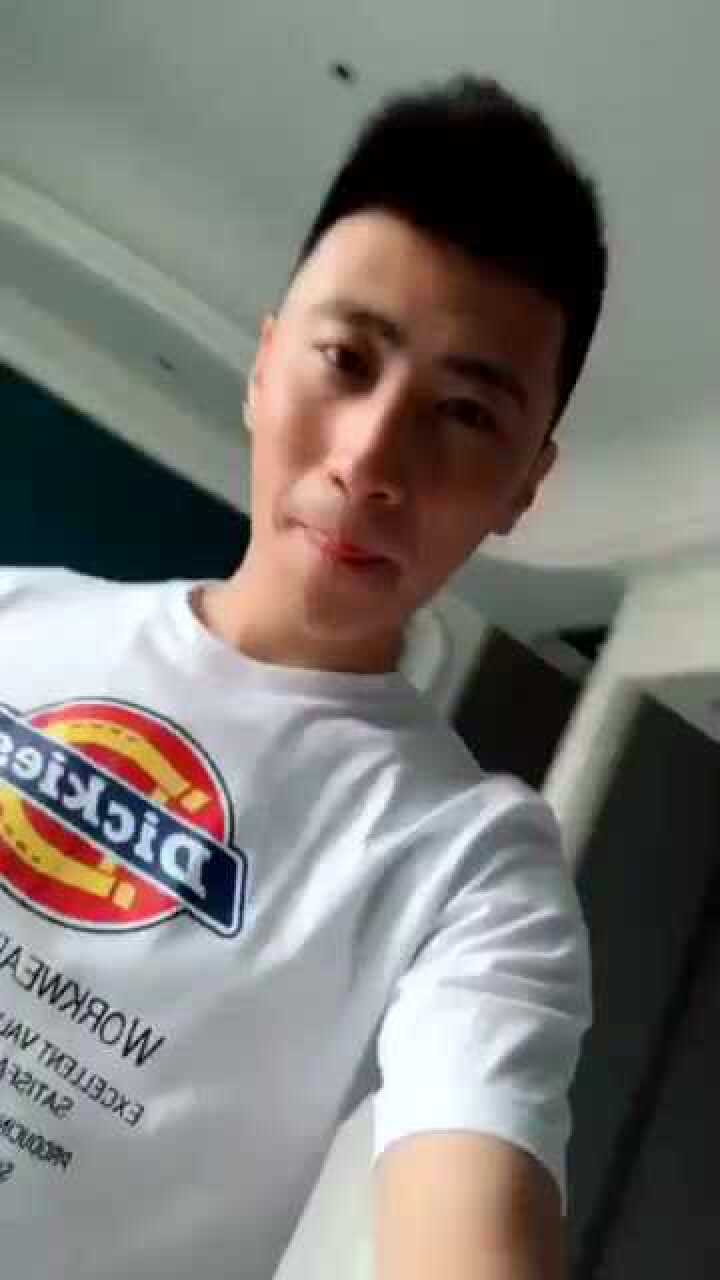 东北直男帅哥王伦宝你还认识吗