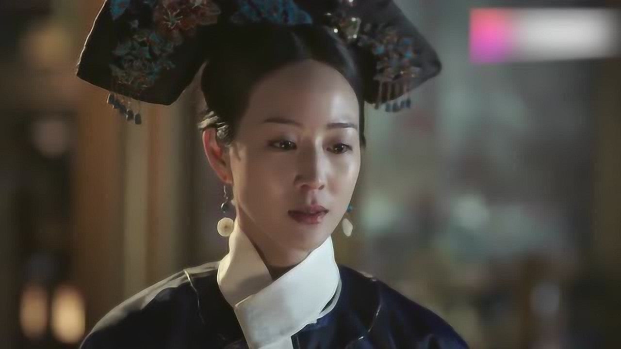 如懿传:嘉贵妃降为答应,日日受鞭刑的折磨,真是报应!