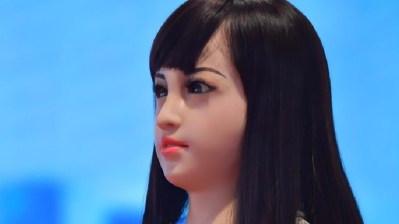 18岁日本美女机器人诞生售价只需五万网友比女友还灵活