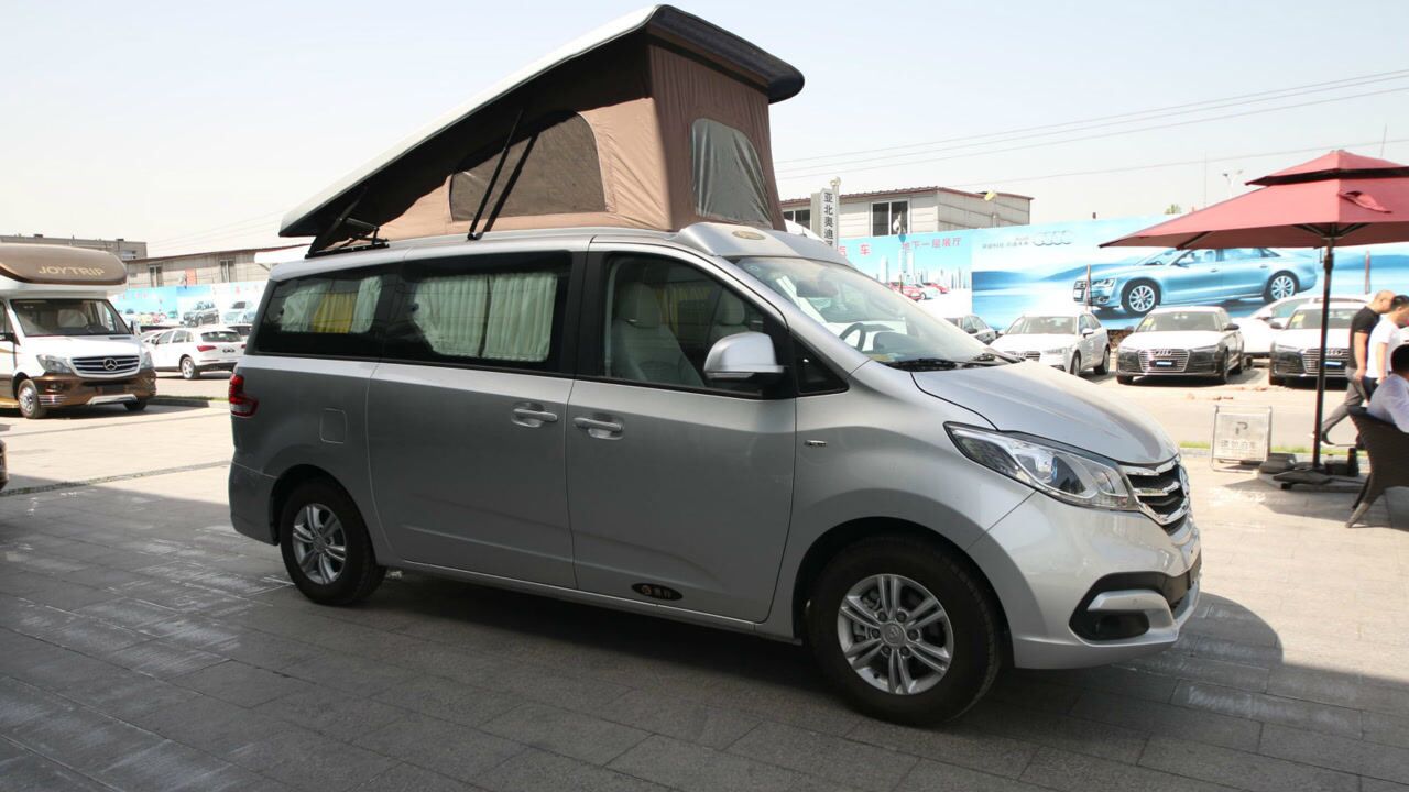 大通g10升顶房车来了只要198万上班旅居两不误还买啥mpv