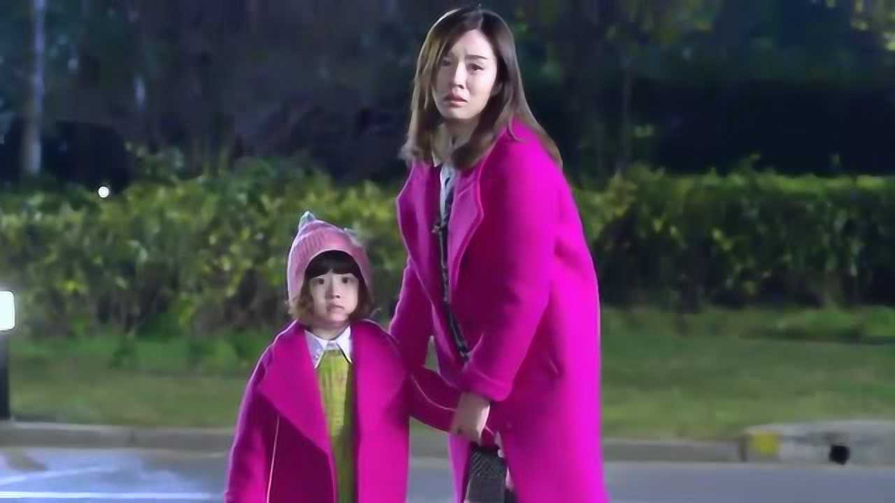 01:14二胎时代:陆馨儿跟个小大人一样,说话一套一