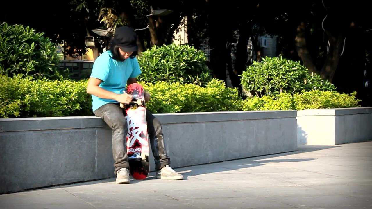 崛起滑板 硬汉系列板面