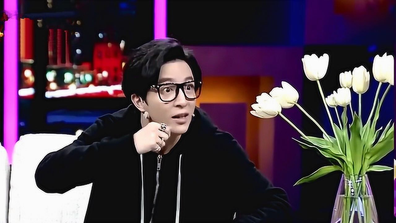 薛之谦接受央视采访,全程调侃幽默,最后居然发现是直播直接懵了!