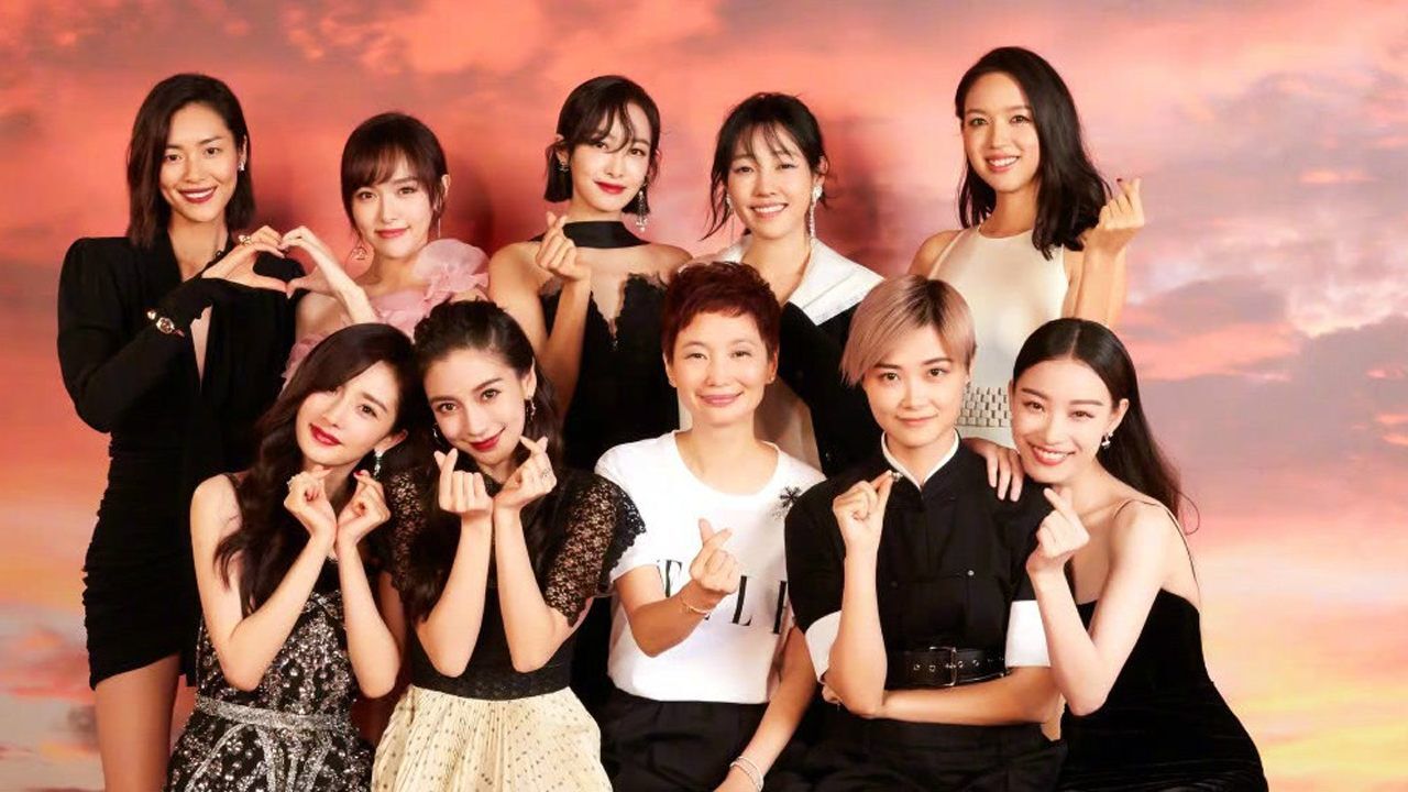 小花大合照c位是谁?