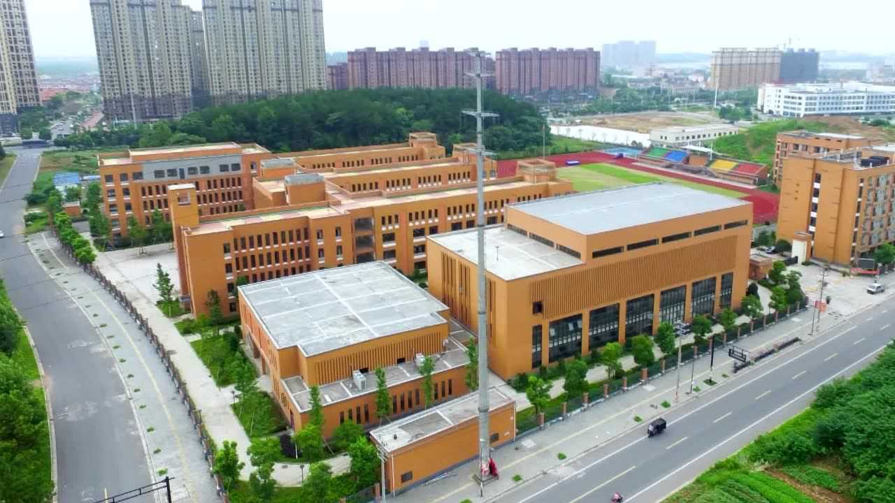 金东区鞋塘初中