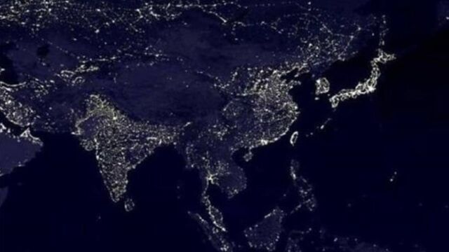 美国卫星夜景照片:印度灯光比我国灯光亮,难道印度比我国更发达?