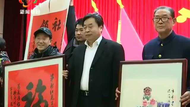 “改革先锋”茅永红载誉归来 与居民分享心得体会