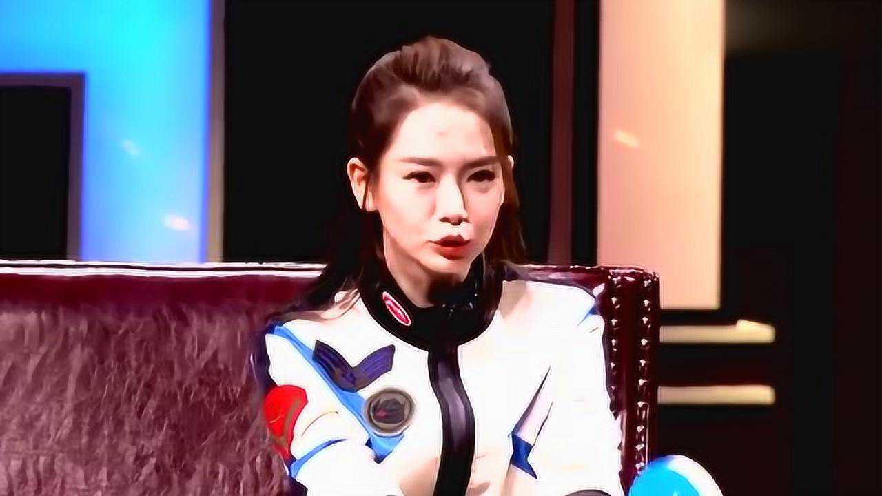 小葱秀戚薇帮朋友撩妹王思聪听到迷之沉默了