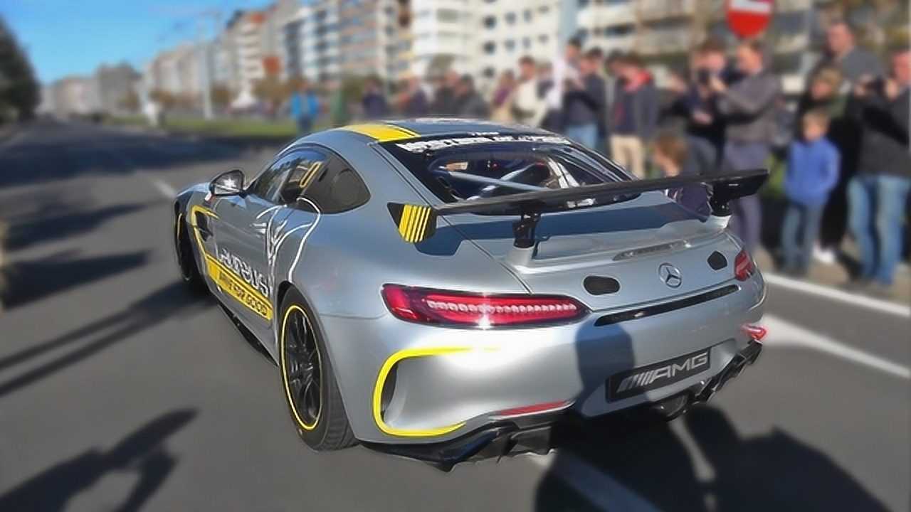 街拍汽车:奔驰amg gt4,霸气的声浪让我忘记了帕拉梅拉