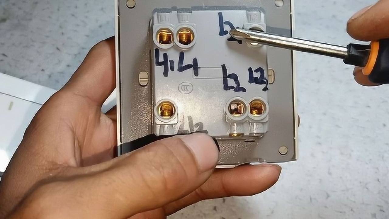 生活小技巧单开单控开关单开双控开关单开多控开关有什么区别