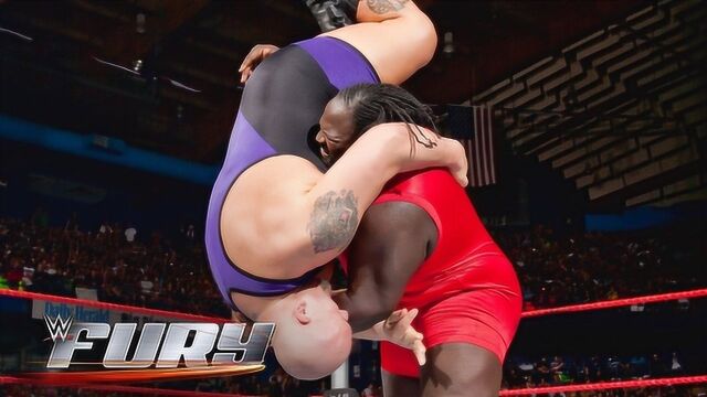 WWE15个超大吨位重型抱摔 力拔山兮气震山河