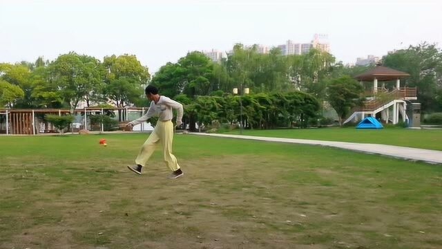 江苏田学武表演空竹脱钱组合《三顾茅芦》