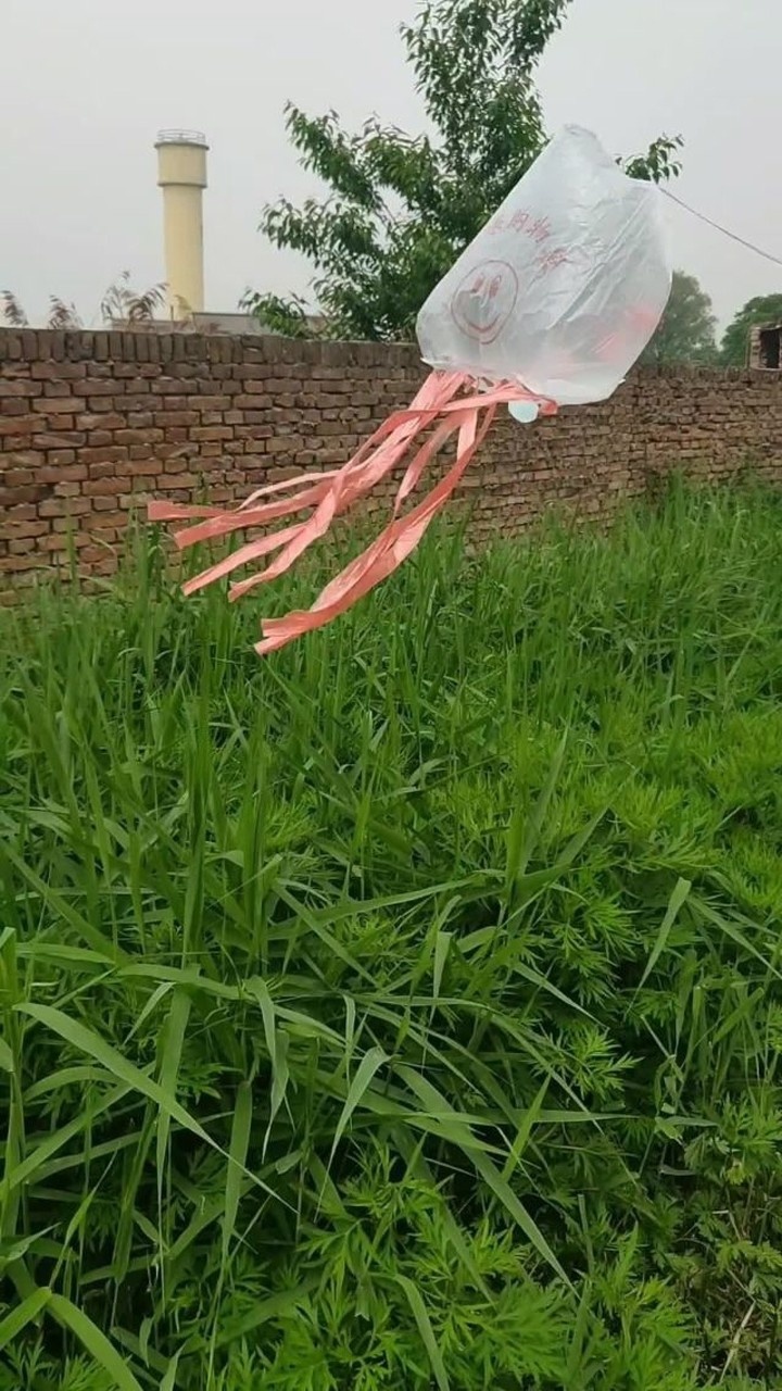 塑料袋做风筝手工教程不花一分钱的风筝做法超级简单