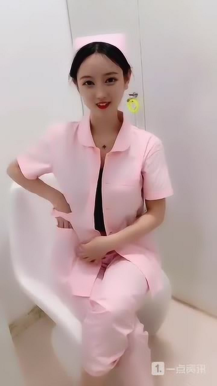 换衣服 上下班图片