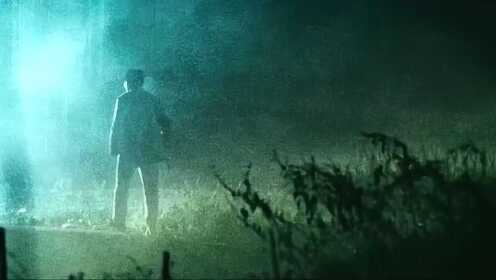 梦境迷雾，周公解梦之梦到杀人犯闯到自己家的深层含义