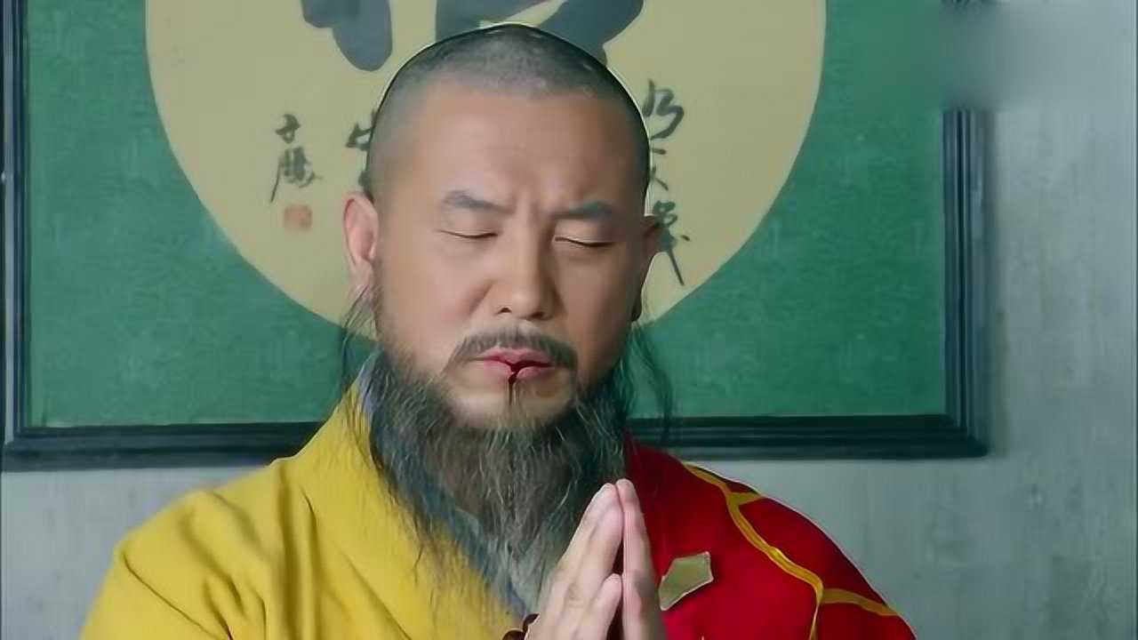 得道高僧为了掩护八路撤退，选择原地坐化，鬼子都对高僧肃然起敬_腾讯视频