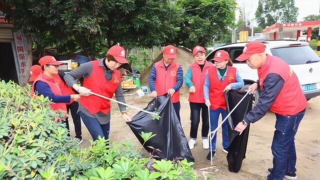 青年党团员“净走”田墘,助力乡村振兴