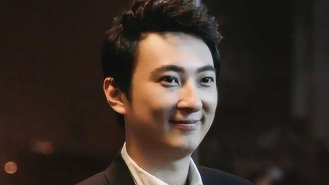 王思聪当众骂杨紫,杨紫当场气炸,脱口而出3字简直绝了!