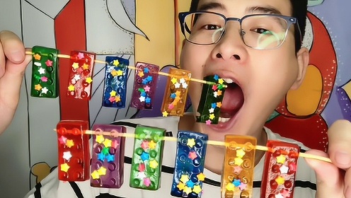 间:2019-06-27上传者:吃货嘛嘛香生 活:糖果妙吃0:02:49眼镜哥吃"大头