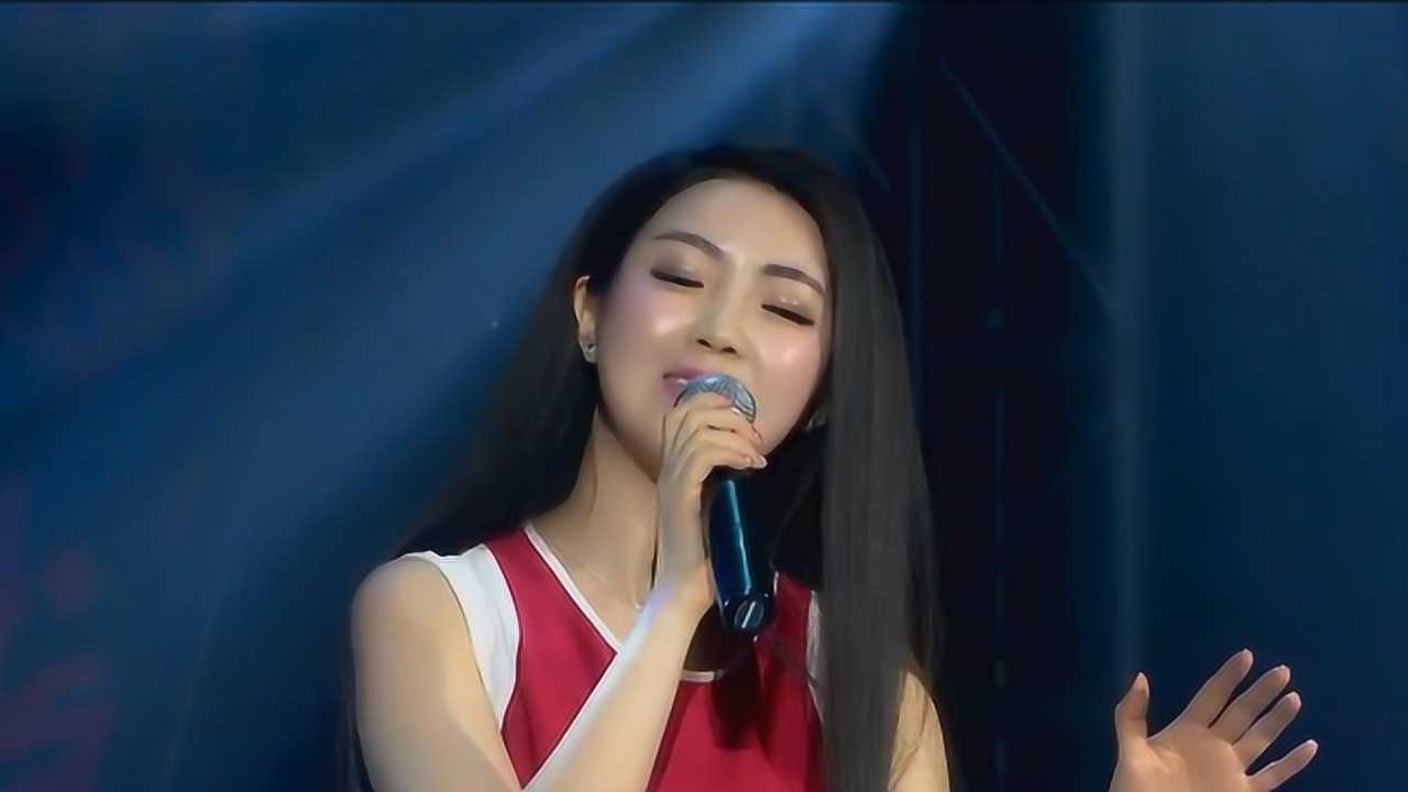 绝色美人任妙音两首情歌联唱,现场版,百看不腻