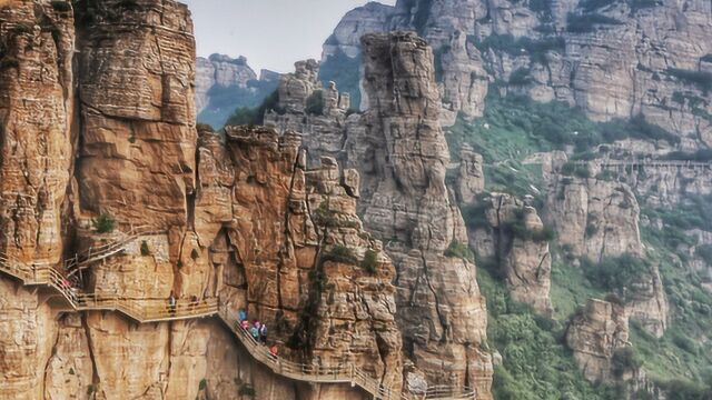 河北承德一逆天景观惹人纷论,棒槌山到底如何形成,至今无人知晓