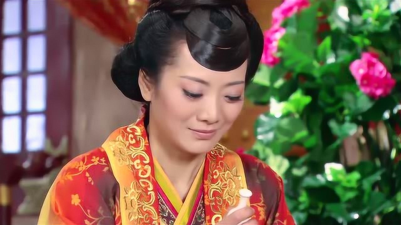 隋唐英雄4:皇后居然吃了带药粉的樱桃,这药粉居然是她自己下的