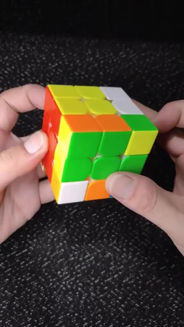 三阶魔方还原教程,学会这一招,让你秒变魔方大神!